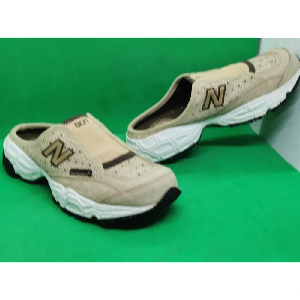 New Balance 801 Slip On All Terrain Beige Suede Leather Shoes Size 6.5 D W801FC